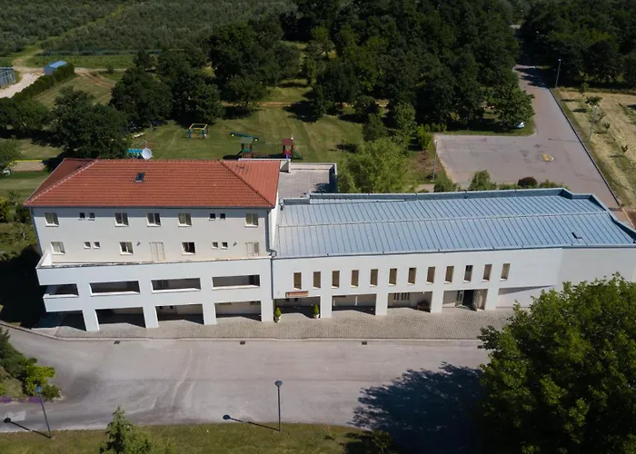 Paxa Dola - Jeka Tisine Hotel 3*