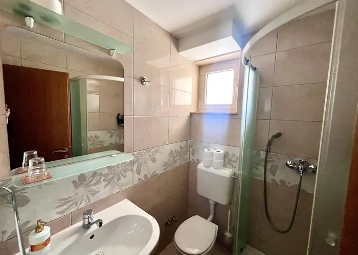 Hotel Paxa Dola - Jeka Tisine 3*